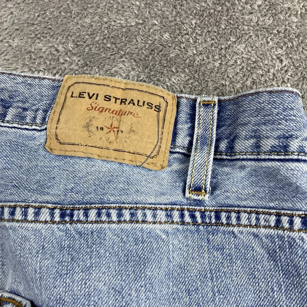 Signature by Levi Strauss‎ Loose Straight Mens 38x32 Blue Light Wash Mid Rise